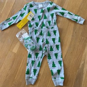 NWT Hanna Andersson 2 piece Christmas/Winter PJ